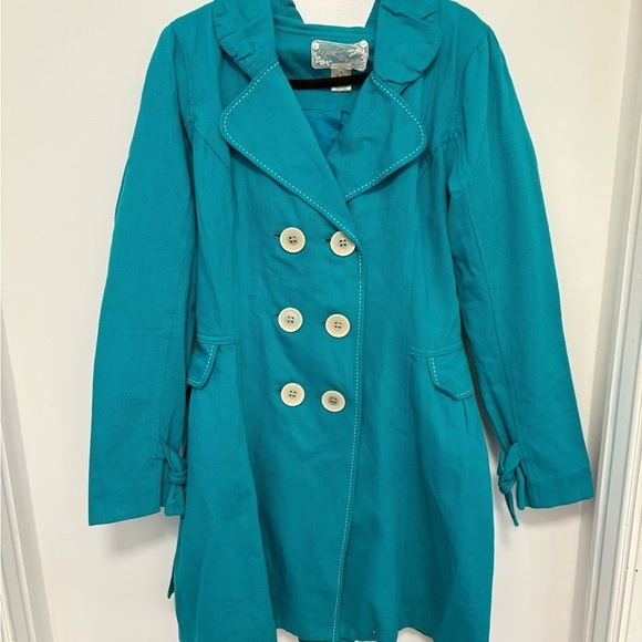 Gorgeous Spring Jacket - Picture 2 of 4